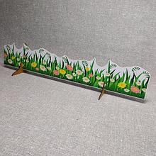 Трава с цветами. Напольная декорация