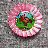 Значок на 1 сентября или выпускницы с розеткой Горошек розовая, фото 2