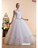 Свадебное платье (обычная фатиновая юбка, оригинальная модель)