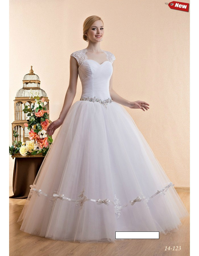Свадебное платье (обычная фатиновая юбка, оригинальная модель) - фото 1 - id-p10123316