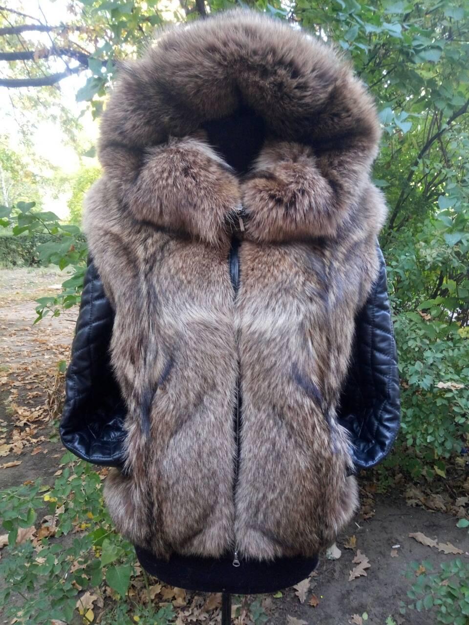 Кожаная куртка с мехом волка - фото 1 - id-p10124109