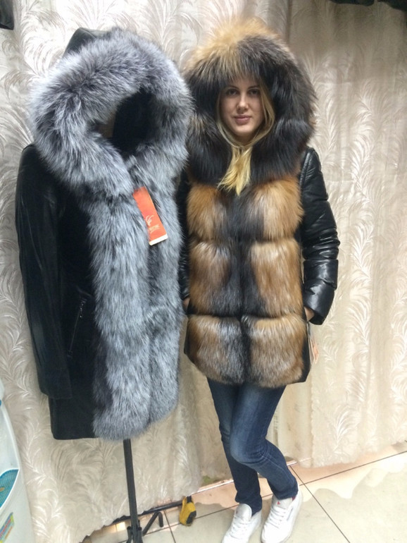 Женская куртка из натуральной кожи с мехом чернобурки Anita. - фото 1 - id-p10127045