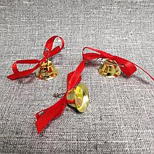 Колокольчик с ленточками на первое сентября.