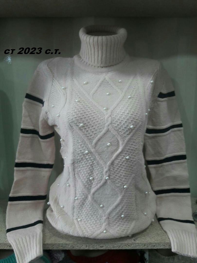 Теплый женский свитер под горло зимний ст 2023 с.т. - фото 1 - id-p10138180