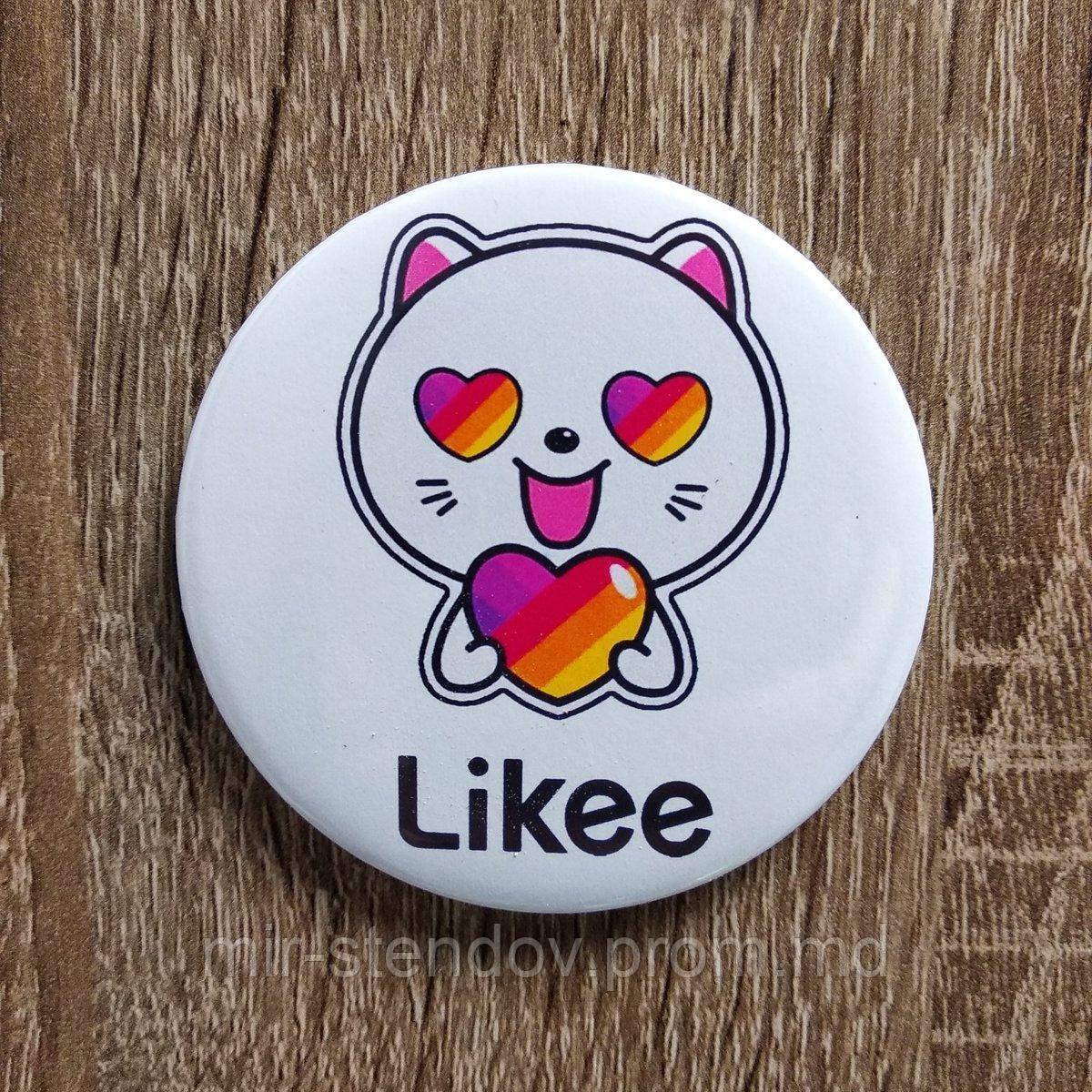 Значок металлический Likee. Кот с сердечком, фото 1