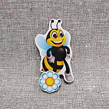 Магнитный стенд для крепления рисунка Пчёлка