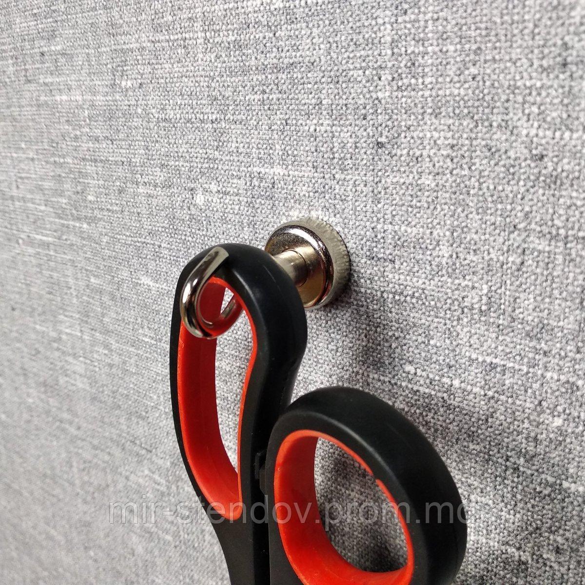 Магнитный крючок для школьной доски для крепления Чертёжных пренадлежностей, фото 1