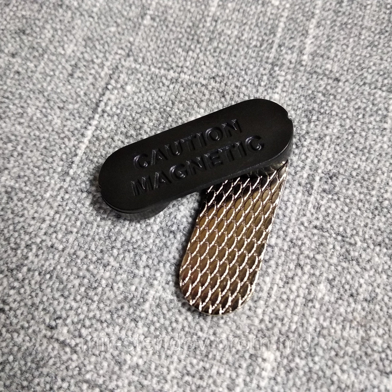 Магнитный держатель для бейджа и значков, фото 1