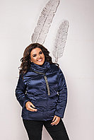 Женская стильная лакированная весенняя куртка на синтепухе с объемным воротом, норма и батал большой размер