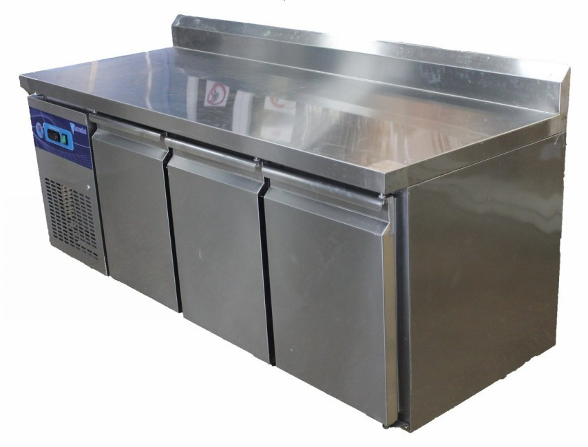 Холодильный стол CCТ-3S Customcool ( с бортом) - фото 1 - id-p10186772