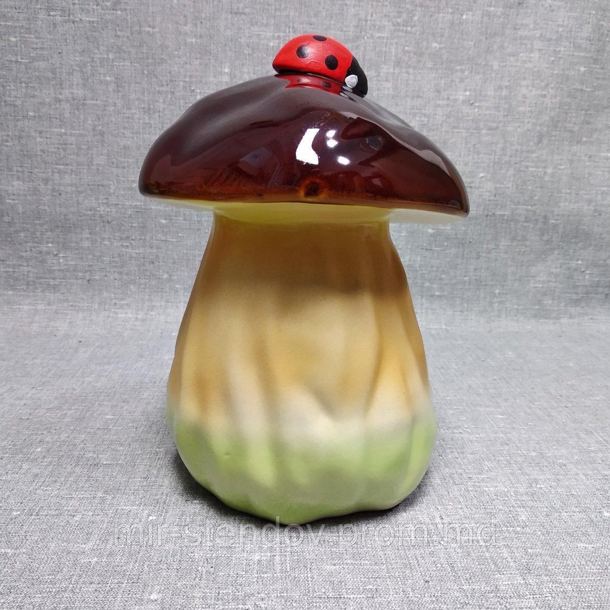 Садовая фигурка Один гриб с Божьей коровкой, фото 1