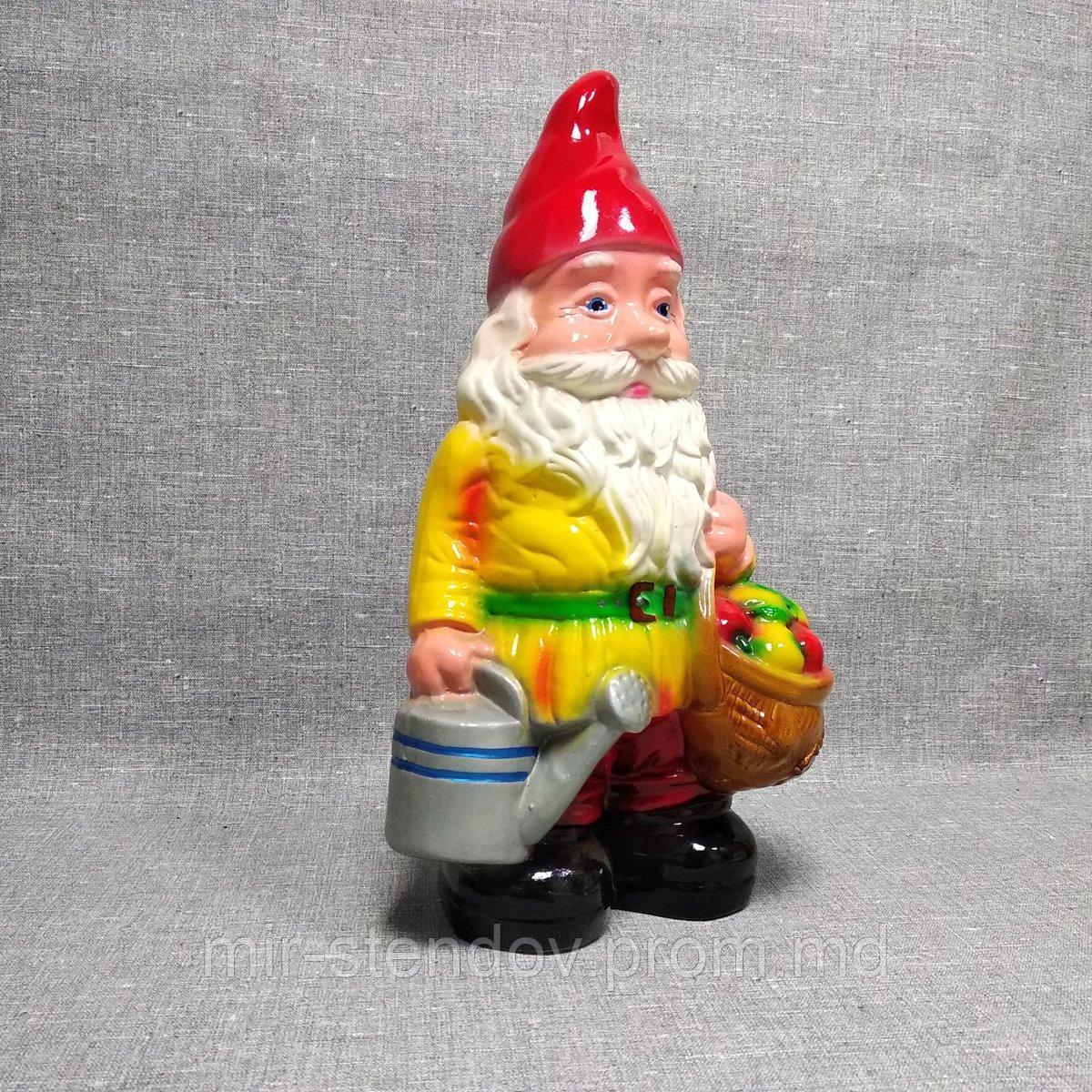 Садовая фигурка Гном-садовод, фото 1