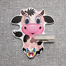 Стенд для рисунка и поделки Коровка