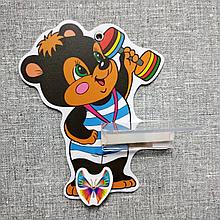 Стенд для рисунка и поделки с полочкой и магнитом Мишка с гантелей