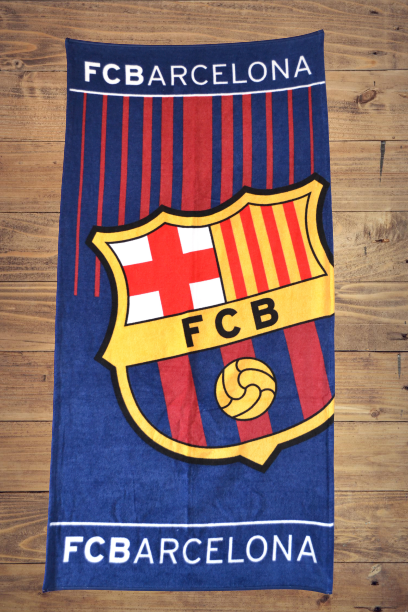 Пляжное полотенце ФК "Барселона" с логотипом любимого футбольного клуба - фото 1 - id-p8130107