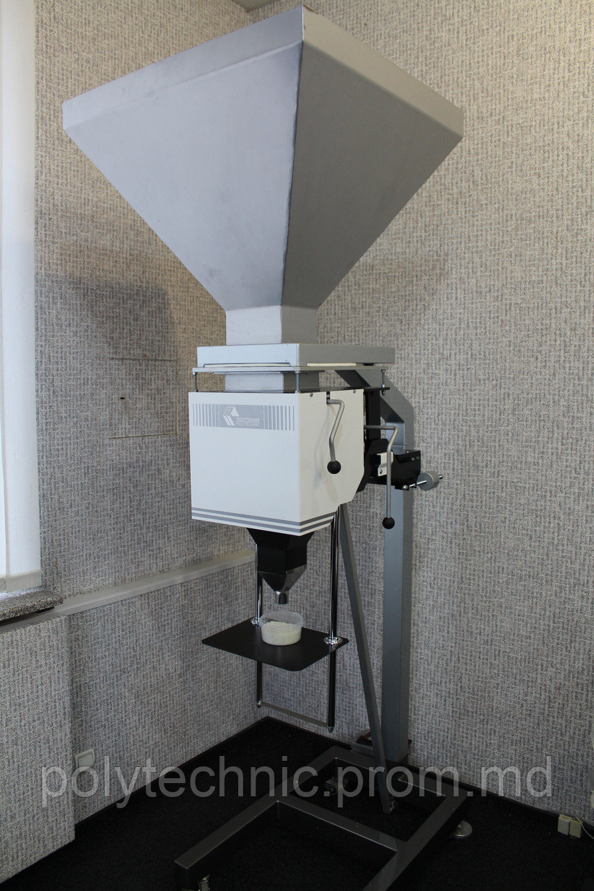 Дозатор весовой полуавтоматический ДВСВ-S для расфасовки сыпучих веществ дозами от 0,25 кг до 10 кг - фото 1 - id-p10360993