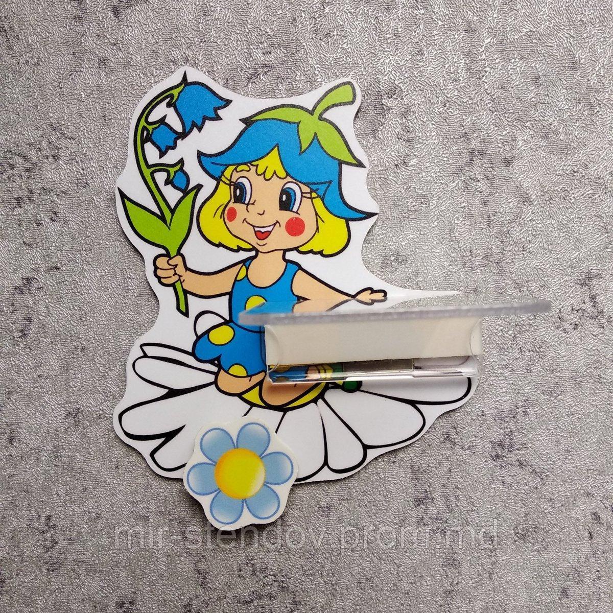 Стенд с полочкой для поделки и магнитом для рисунка Дюймовочка, фото 1