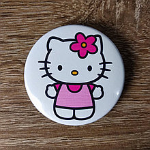 Значок металлический Китти