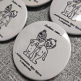 Значок Любовь это поддерживать друг друга в старости, фото 2