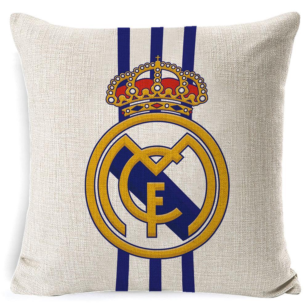 Подушка с логотипом фк Реал Мадрид 45 х 45 см льняная - фото 1 - id-p10394899