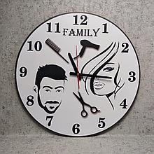 Часы настенные для салона красоты Чёрно-белые. Family