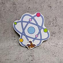 Магнитный стенд для крепления рисунка магнитом "Атом"