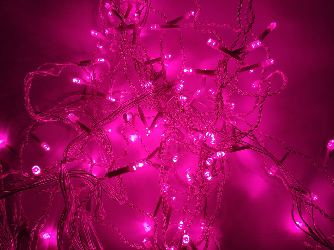 Светодиодная гирлянда 5 метров на батарейках розовый ECOLEND - фото 1 - id-p10413962