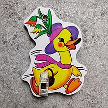 Держатель рисунка с прищепкой Уточка