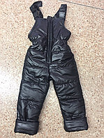 Утепленные зимние детские штаны полукомбинезон на синтепоне с подтяжками и змейкой спереди