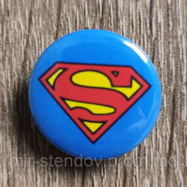 Значок сувенирный "Супермен" - фото 1 - id-p10338114