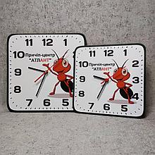 Часы настенные С вашим логотипом квадратные со скруглёнными углами