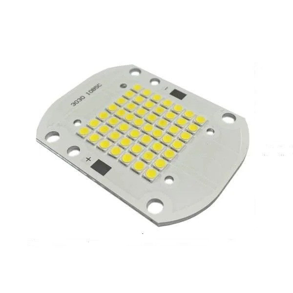 Сверхъяркая светодиодная LED матрица 50Ватт SMD3030 50Led 25-45V 60*40mm Теплый белый - фото 1 - id-p10442702