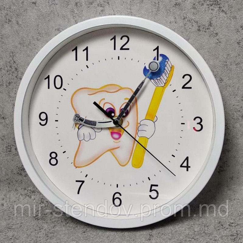 Часы настенные в пластиковом корпусе со стеклом и уникальными стрелками. Зубная щетка (Оранж) - фото 1 - id-p10442924