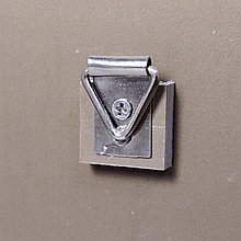 Навесные крепления для стендов (Дополнительная услуга)