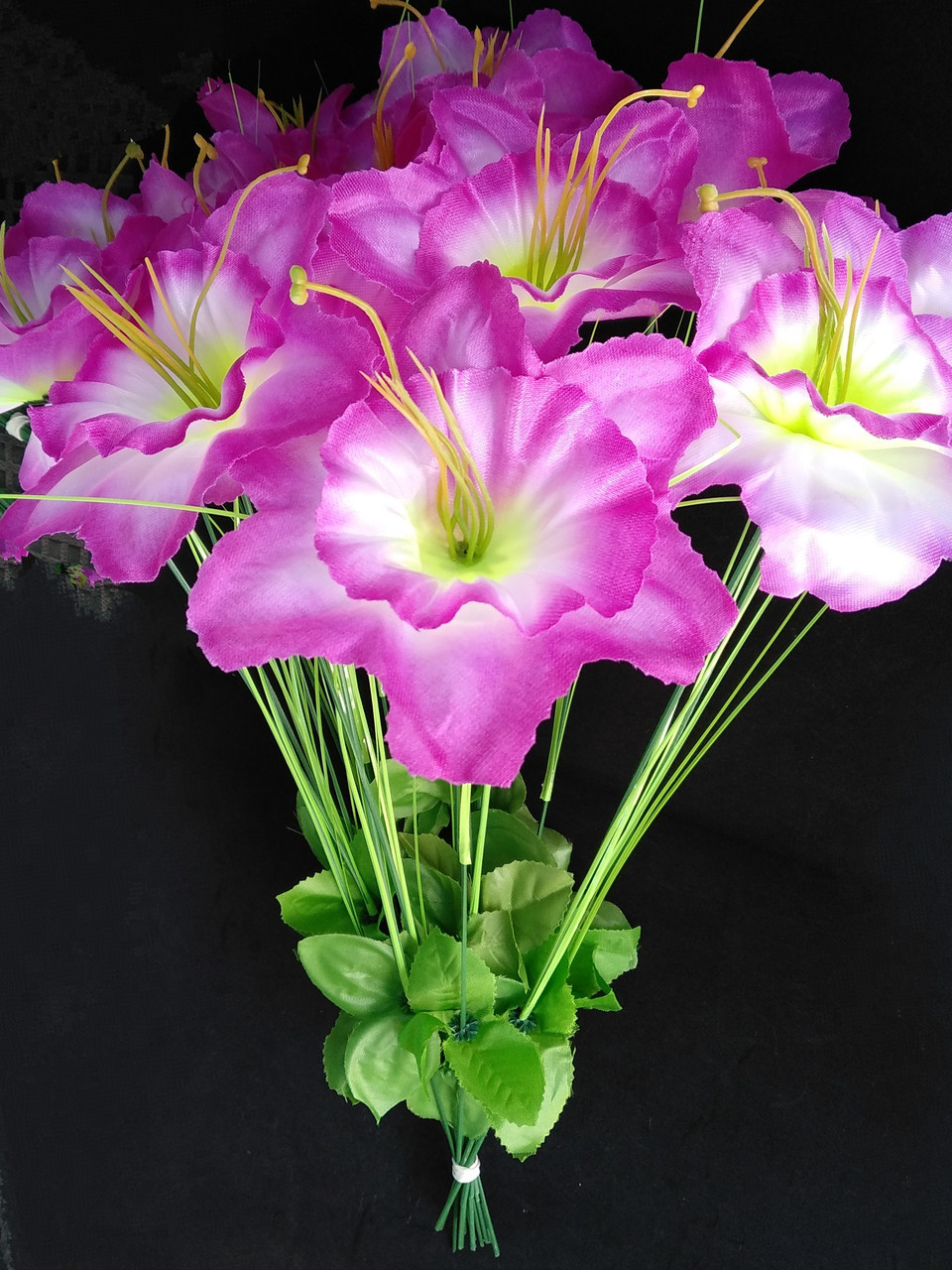 Искусственные цветы Нарцис с травкой 20 шт бело-сиреневые - фото 1 - id-p10448895