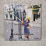 Квадратные настенные часы с Вашей фотографией на 8-е марта, фото 2