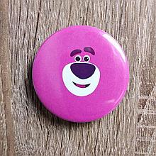 Значок прикольный мишка розовый