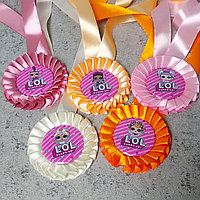Медали с разноцветными розетками "Лол"