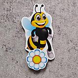 Магнитный стенд для крепления рисунка Пчёлка, фото 2