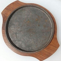Сковорода чугунная круглая на деревянной подставке ? 200 мм (шт) Империя Посуды EMP_9934