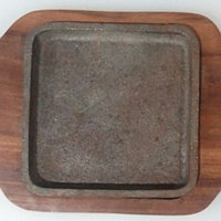Сковорода чугунная квадратная на деревянной подставке 150*150 мм (шт) Империя Посуды EMP_9967