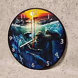 Круглые настенные часы "Годзила против Конга", фото 2