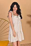 Легкое свободное жатое платье на бретелях с воланом по низу