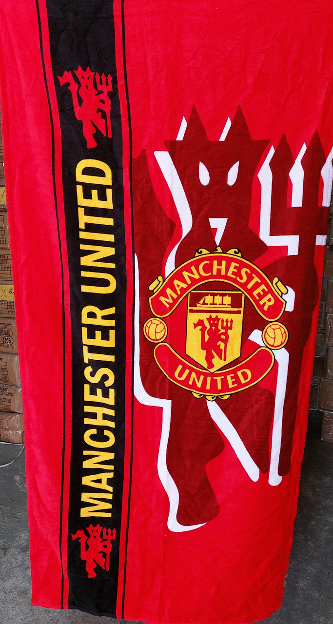 Пляжное полотенце ФК "Манчестер Юнайтед" с логотипом любимого футбольного клуба - фото 1 - id-p5751640