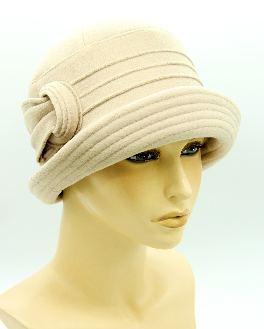 Шляпа женская кашемировая с полями и украшением бежевая - фото 1 - id-p10515181
