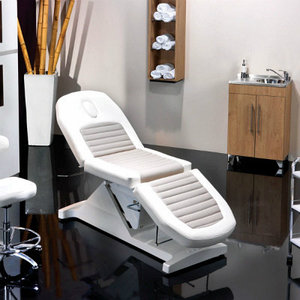 Процедурные кресла и кушетки