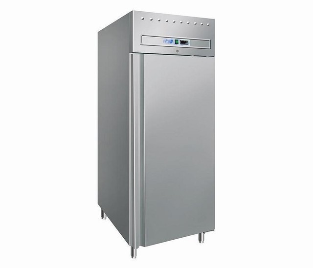 Холодильный шкаф KU755CNS - фото 1 - id-p10988