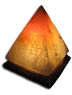 Соляная лампа Пирамида 4-6 кг - фото 1 - id-p1841994