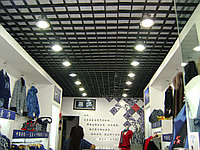 Металлический подвесной потолок Griliato (Грильято) для бутиков