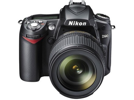 Nikon D90 KIT 18-105 - фото 1 - id-p13915